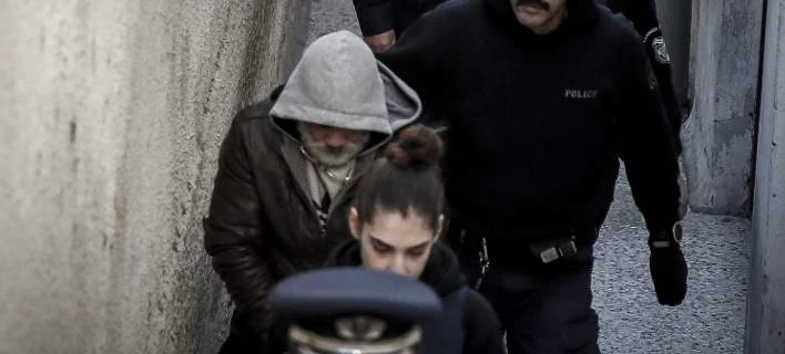 Επί 4,5 ώρες κατέθετε στον ανακριτή ο δολοφόνος της Δώρας -Εδωσε στοιχεία για τον «Ψηλό» και τον «Χάρη» (εικόνες, βίντεο)